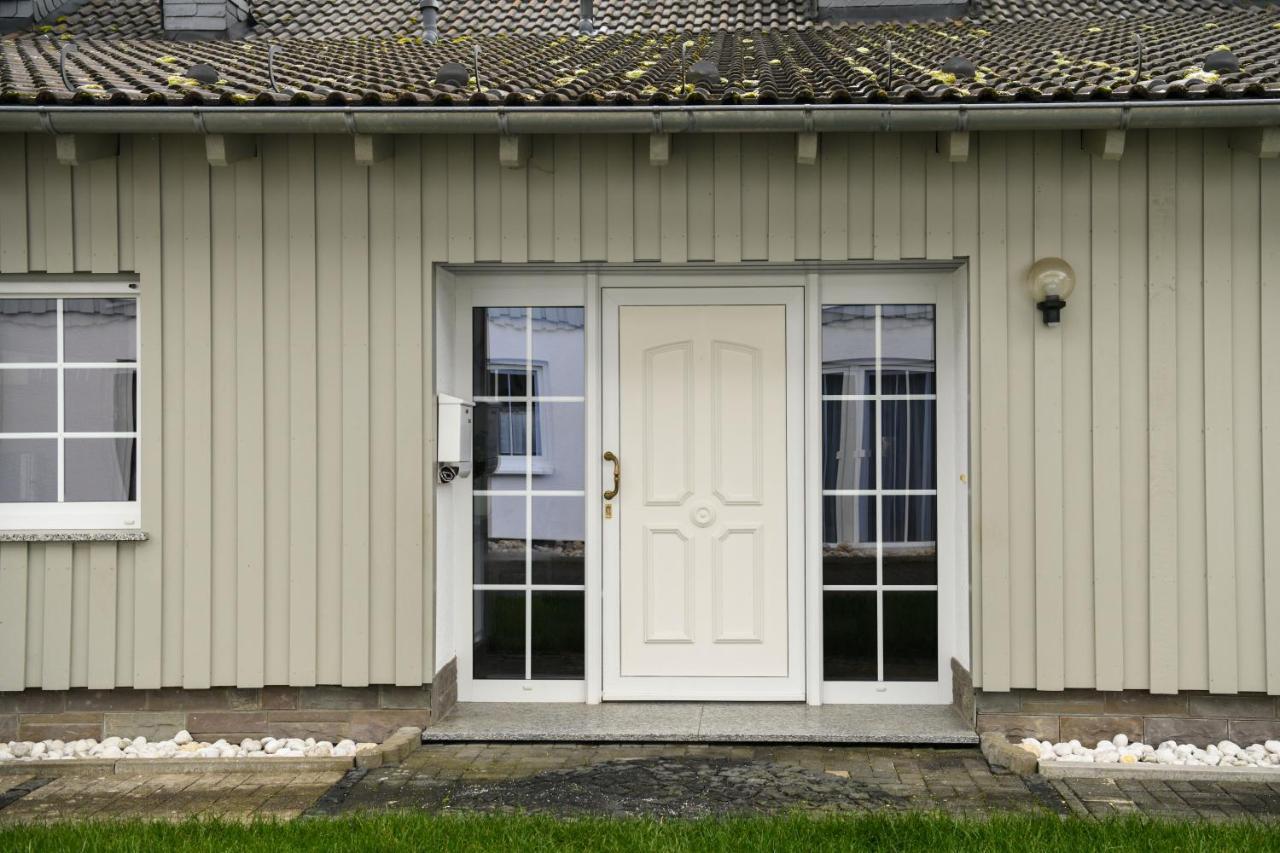 Ferienwohnung Am Rothaarsteig Bad Berleburg Exterior foto